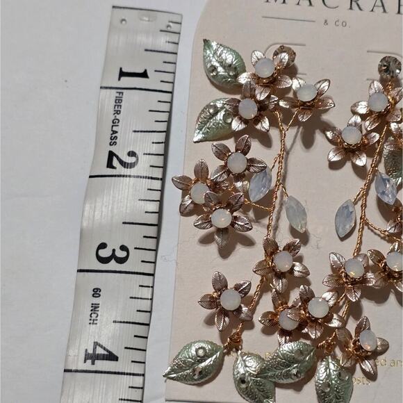 MACRAE Floral Pearlalized Chandelier Drop Party Wedding Earrings New! - Picture 3 of 5